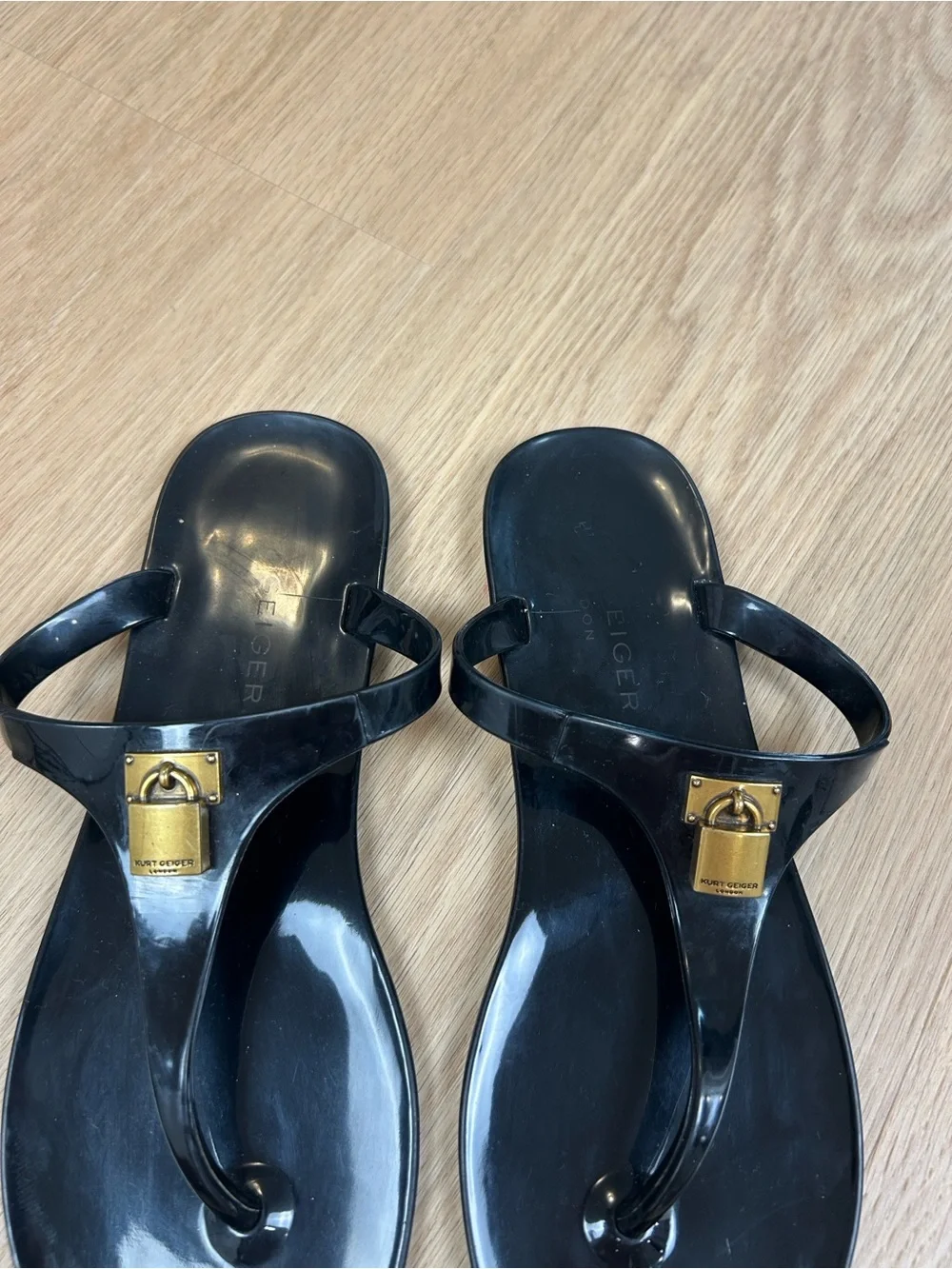 Kurt Geiger good authentic